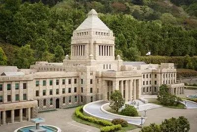 新型コロナウィルス対応政策について